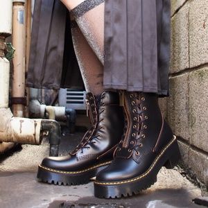 Dr. Martens Women's Karmilla Platform Leona Style Quad Black Vintage US 8 RARE!!